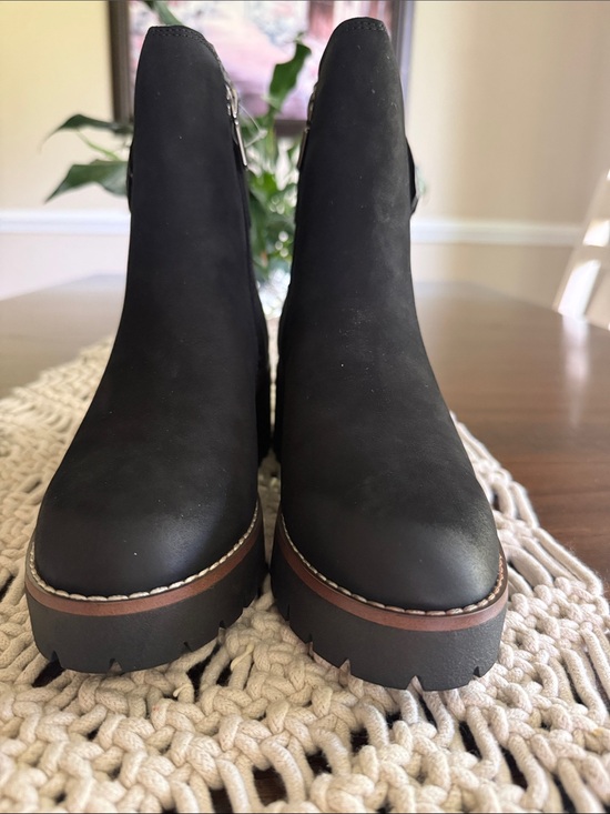 Blondo Shoes - Blondo Black Lug Platform Chelsea Booties